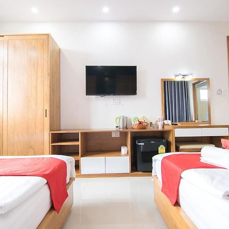 Reddoorz Plus Near Lotte Mart Cong Hoa Cidade de Ho Chi Minh Exterior foto