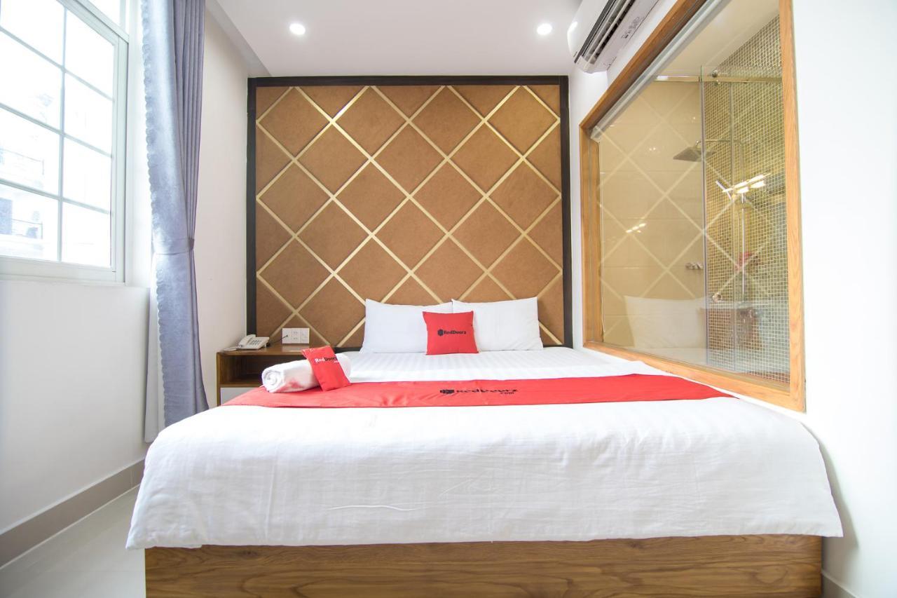 Reddoorz Plus Near Lotte Mart Cong Hoa Cidade de Ho Chi Minh Exterior foto