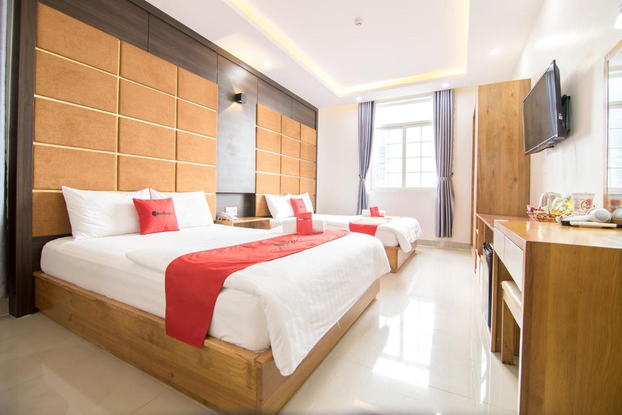 Reddoorz Plus Near Lotte Mart Cong Hoa Cidade de Ho Chi Minh Exterior foto